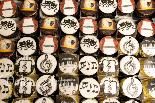 Doces decorados Música, Teatro