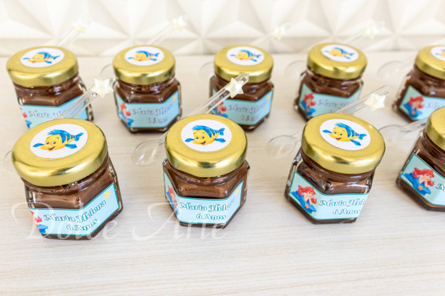 Potinhos de brigadeiro Pequena Sereia