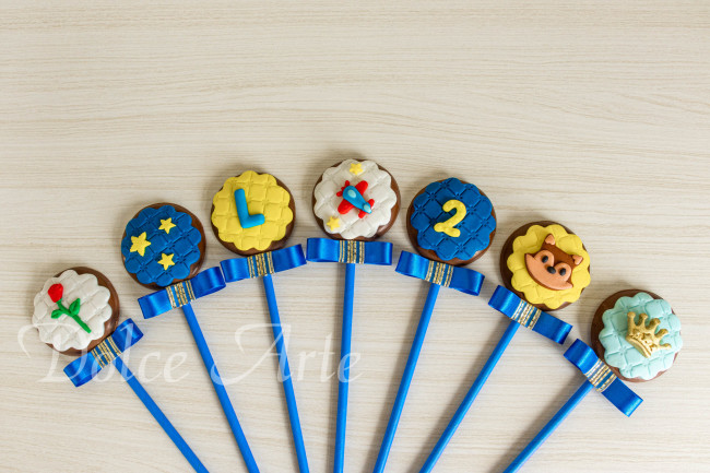 Pirulitos de chocolate Pequeno Príncipe