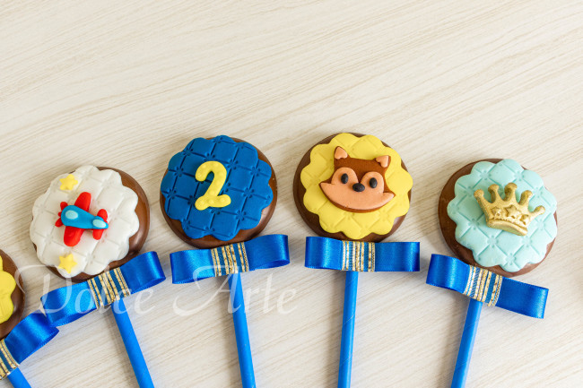 Pirulitos de chocolate Pequeno Príncipe