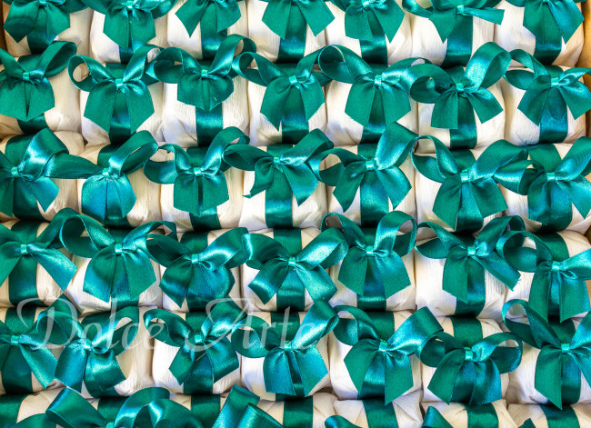 Bem-Casado em crepom com fita de cetim