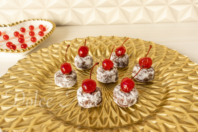 Doce de Gianduia com Cereja