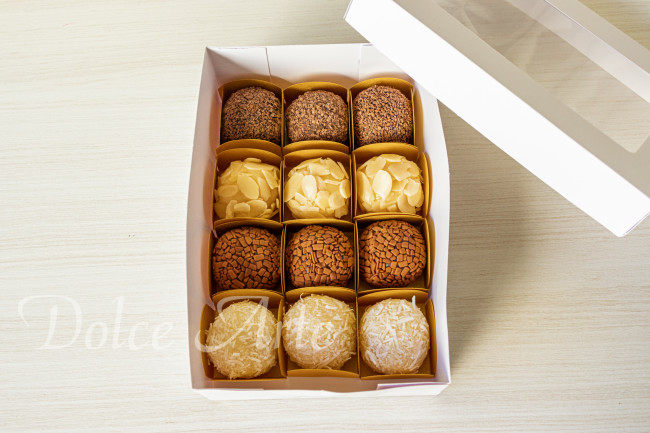 Caixas de Visor com 12 doces