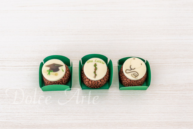 Doces decorados Formatura Pastilha de chocolate