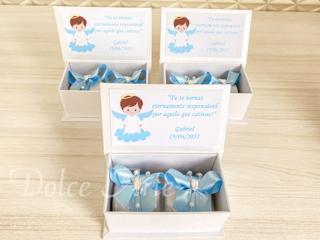 Caixa personalizada com 2 Bem Batizados