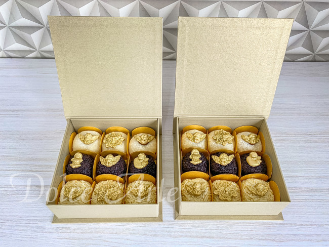 Caixa personalizada com 9 Doces Decorados
