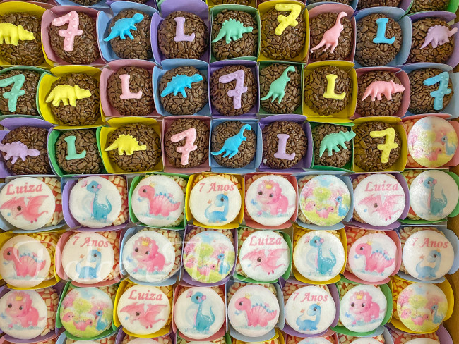 Doces Decorados Dinossauros