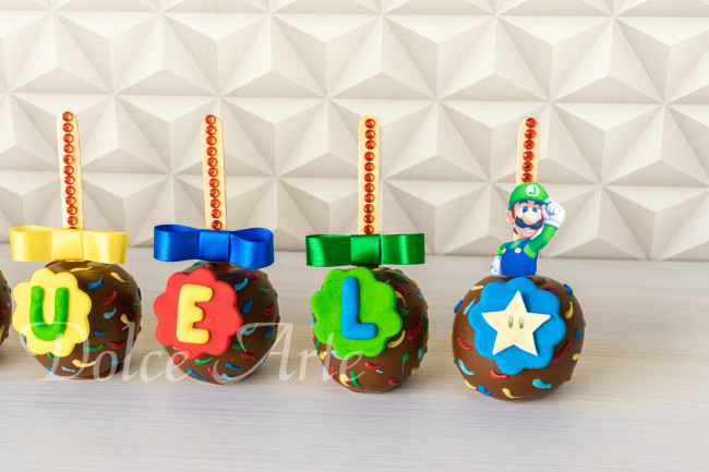 Maçãs decoradas Super Mario