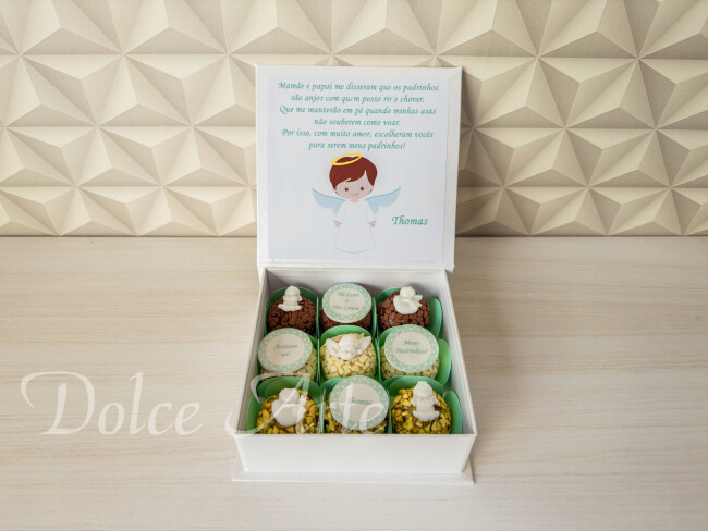 Caixa Personalizada com 9 Doces decorados Convite Batizado