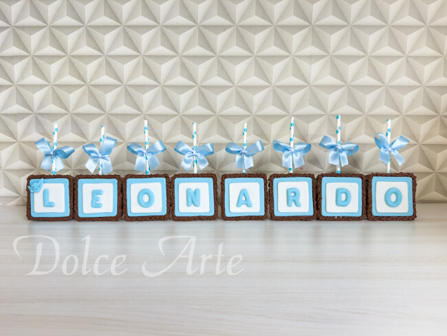 Pães de mel no Palito decorado Batizado