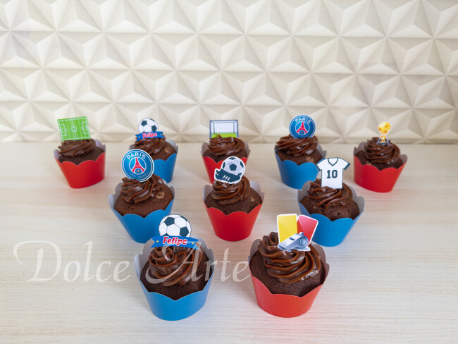 Cupcakes com topper Futebol