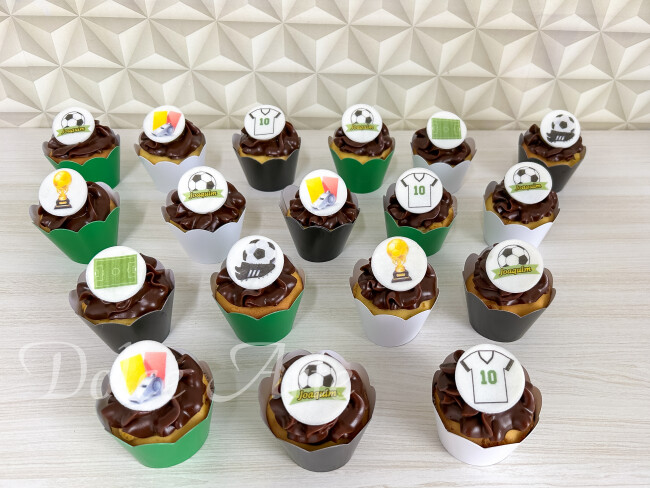 Cupcakes com pastilha de açúcar Futebol