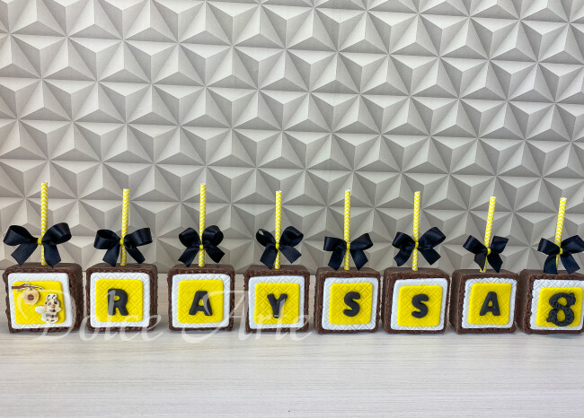 Pão de mel no palito Abelha