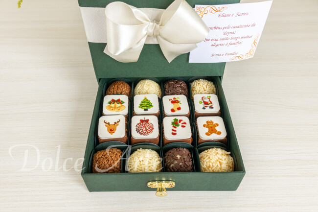 Caixa com Flores e Doces