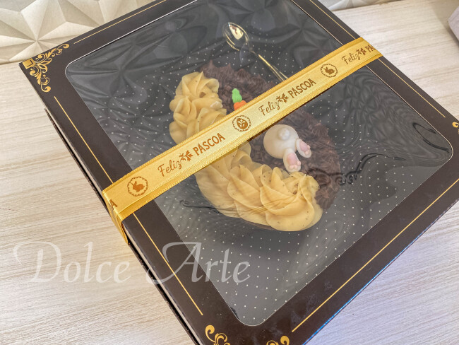 Ovo  de chocolate  de colher Páscoa