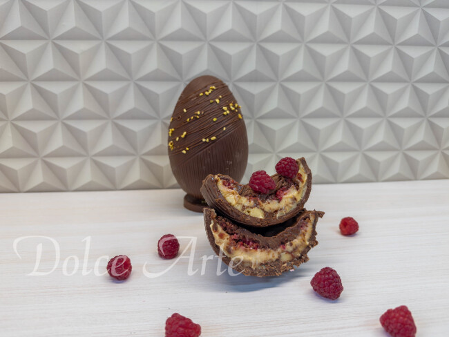 Ovo de chocolate recheado Páscoa