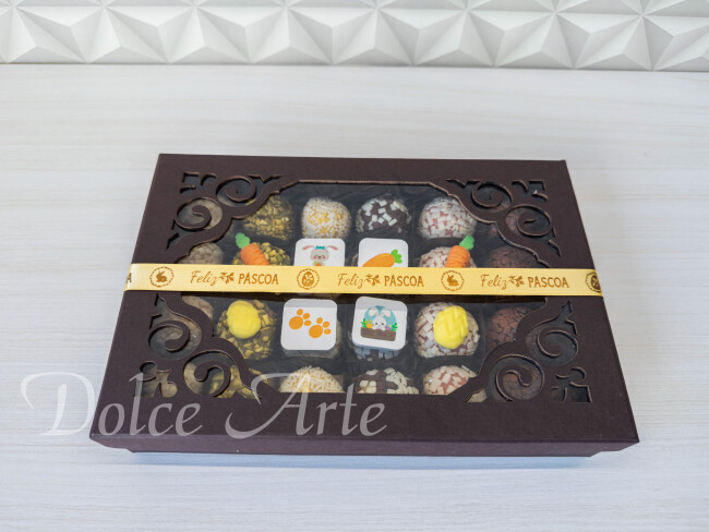 Caixa com doces decorados Páscoa