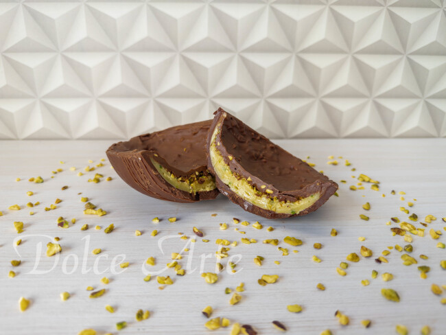 Ovo de chocolate recheado Páscoa