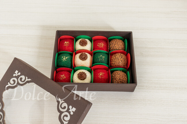 Caixa especial com 12 doces Natal