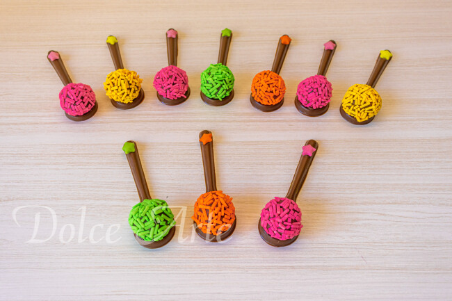 Colher de chocolate Neon