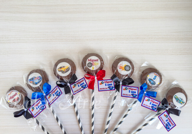 Pirulitos Hot Wheels