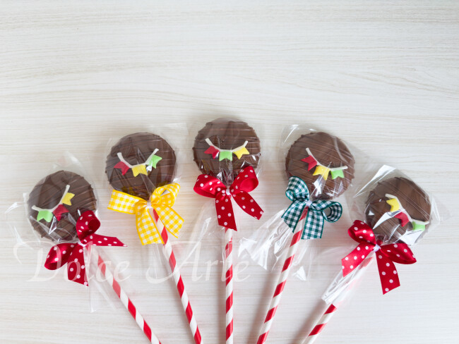 Pirulitos de Chocolate Festa Junina